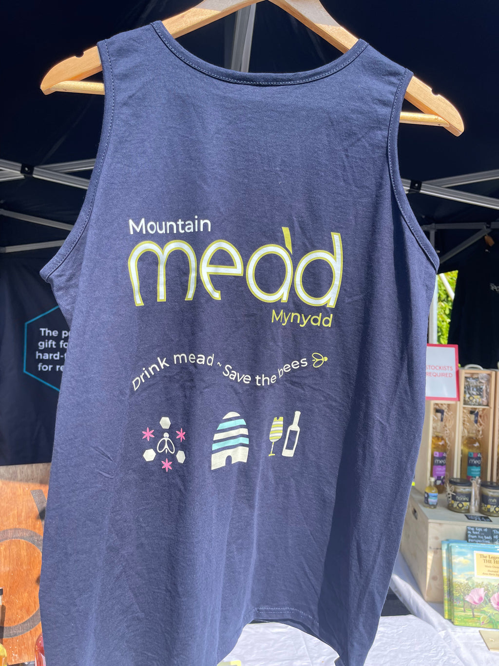 Sleeveless T-Shirt, Organic, - Drink Mead Save The Bees