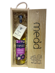 Medium Sweet Welsh Mead in a Wooden Gift Box: Telor Y Coed - Wood Warbler 500ml